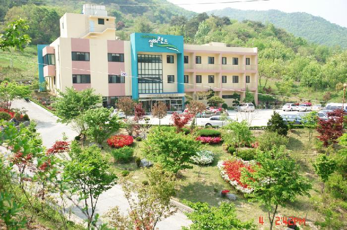 실버랜드