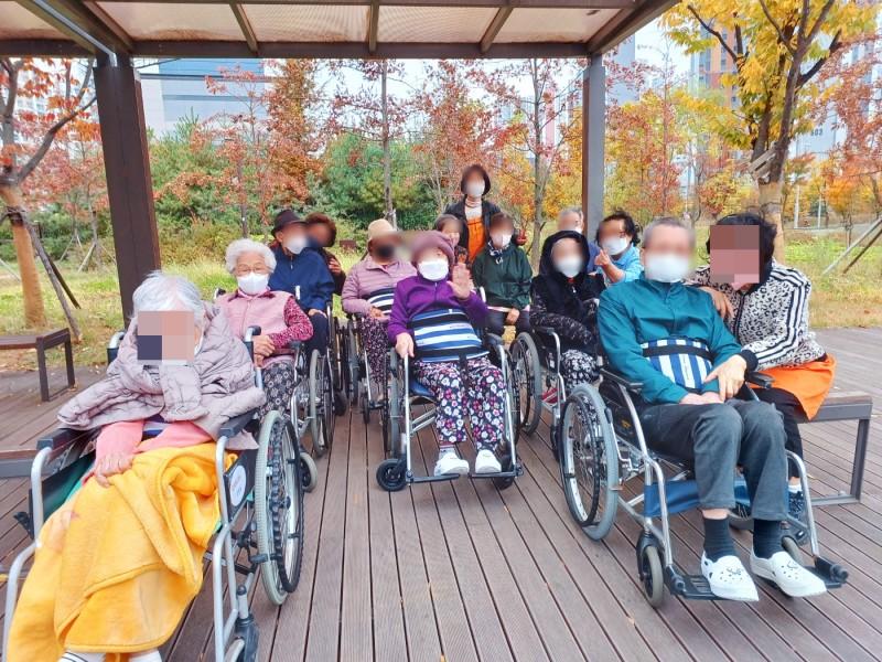 SE-8574cb3b-d5de-4616-8e86-ebeb5eaaf024