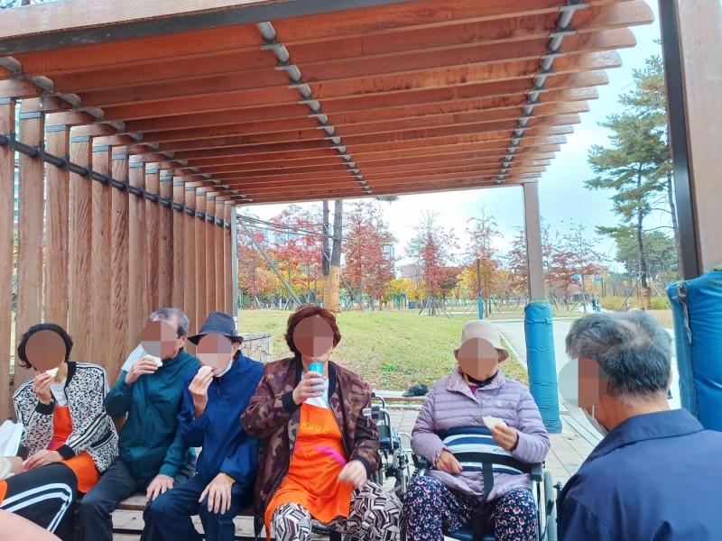 SE-b5e33c52-b38e-40eb-8bb3-07c21aafaedb