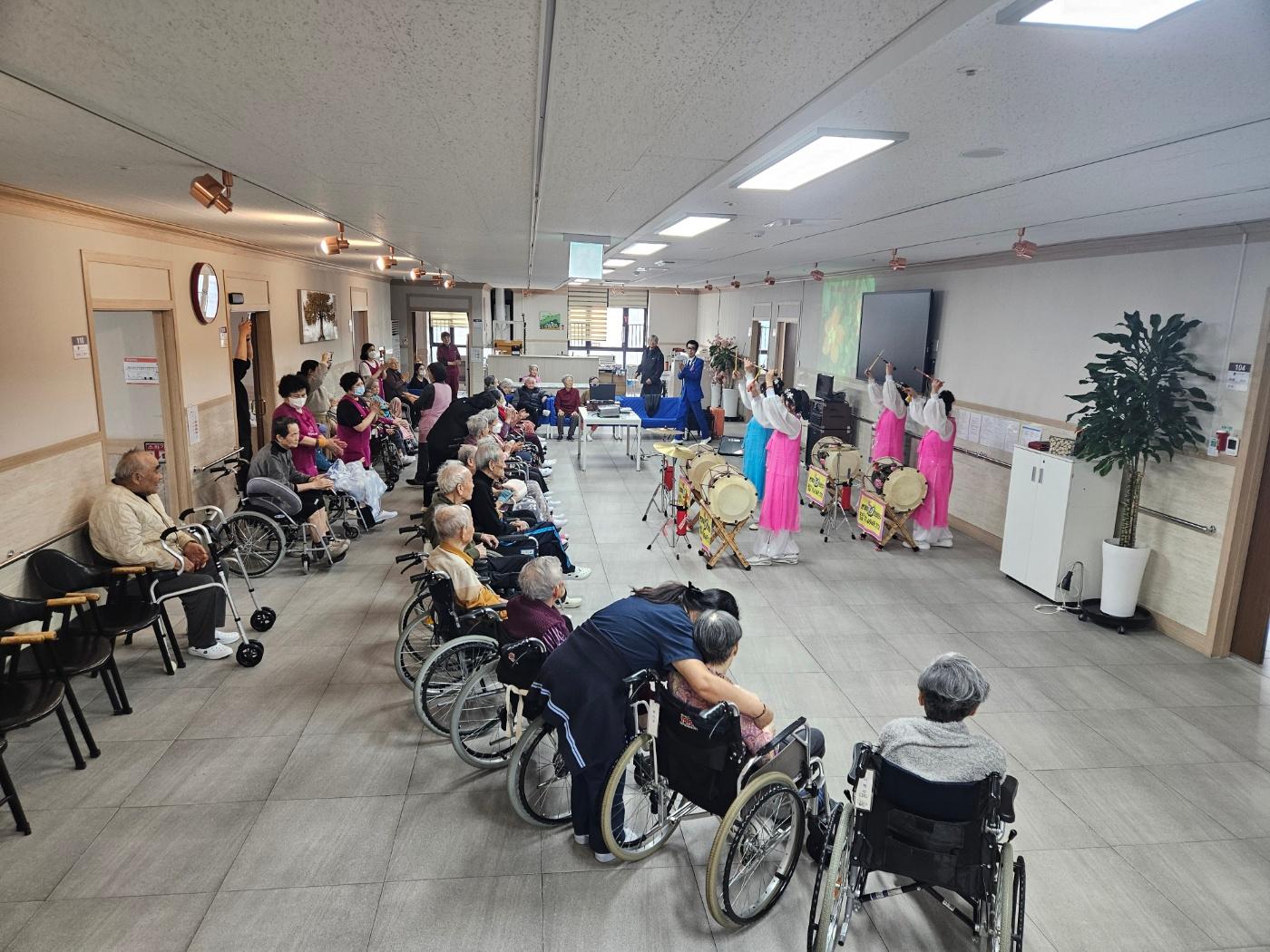 백영실버스테이 프로그램